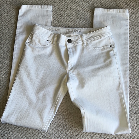 DL1961 Coco Curvy Straight Jeans, Size 28 - Picture 3 of 8